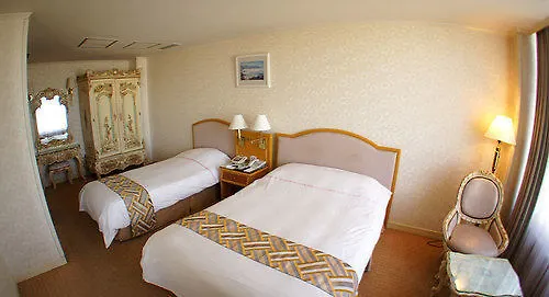Hotel New Crown Jeju
